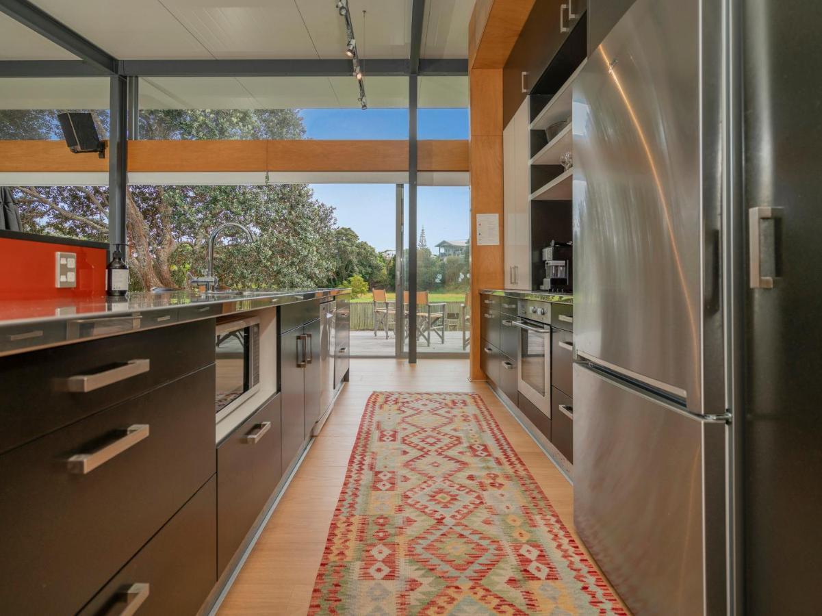 Little Paua - Pauanui Holiday Home Экстерьер фото
